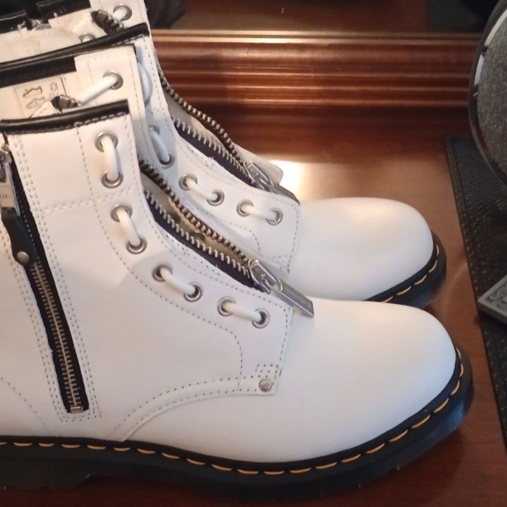 White Leather Men's Boots